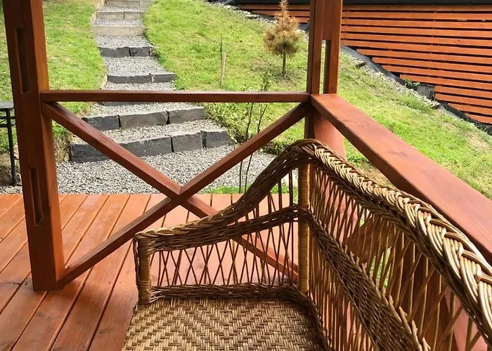 Pyramida House *